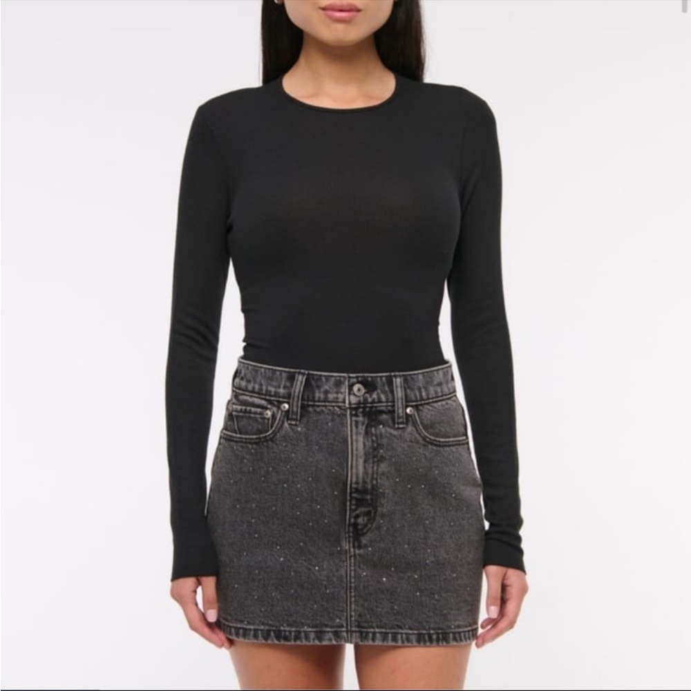 Abercrombie black wash rhinestone embellished denim mini skirt size 25